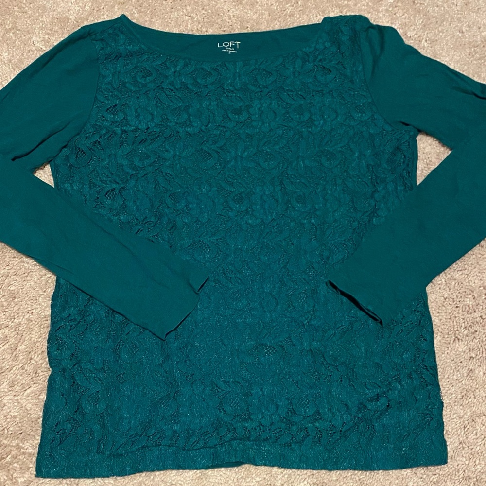 Ann Taylor. Lace Front Long Sleeve shirt. Size M